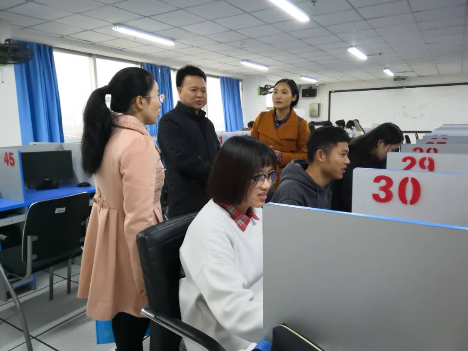 7D301E8FFE0F3E33C2E4BF1953E22D4A